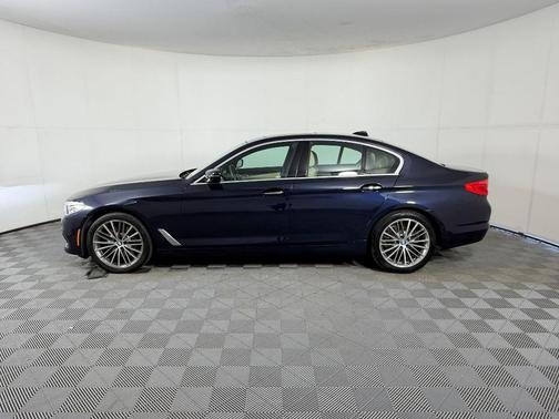 Imperial Blue Metallic 2018 BMW 530 i xDrive
