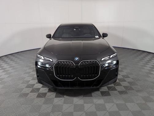 2025 BMW i7 eDrive50