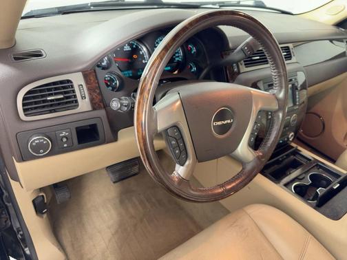 2011 GMC Yukon Denali