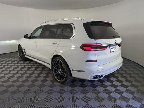 2025 BMW ALPINA XB7 Base