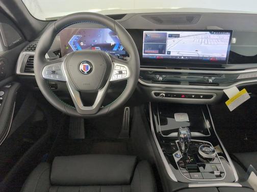 2025 BMW ALPINA XB7 Base