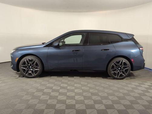 2026 BMW iX xDrive45