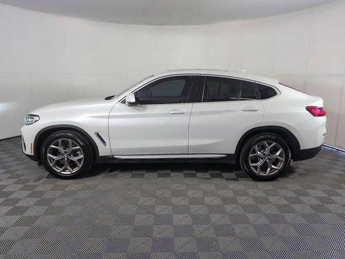 2022 BMW X4 xDrive30i