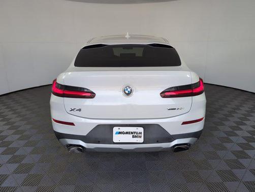 2022 BMW X4 xDrive30i