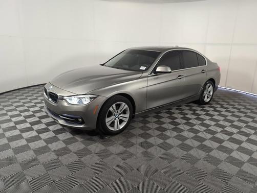 2018 BMW 330 i xDrive