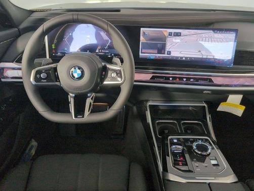 2025 BMW 760 760i xDrive