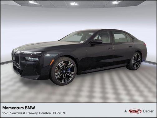 2025 BMW 760 760i xDrive