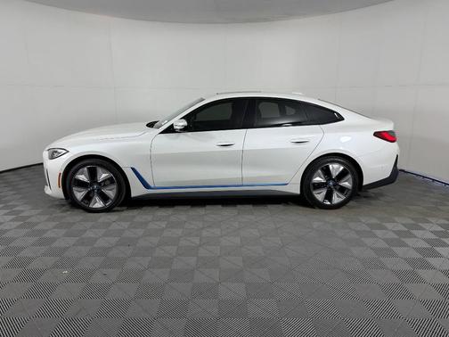 Mineral White Metallic 2023 BMW i4 Gran Coupe eDrive35