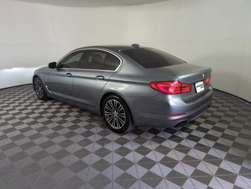 2019 BMW 540 i