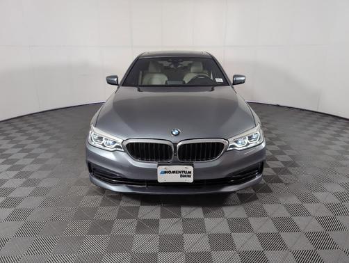 2019 BMW 540 i