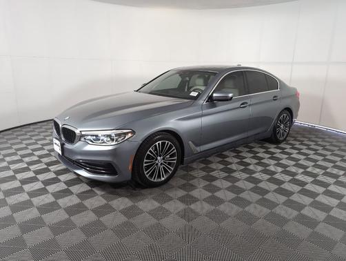 2019 BMW 540 i