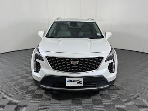 Crystal White Tri-Coat 2019 Cadillac XT4 Premium Luxury