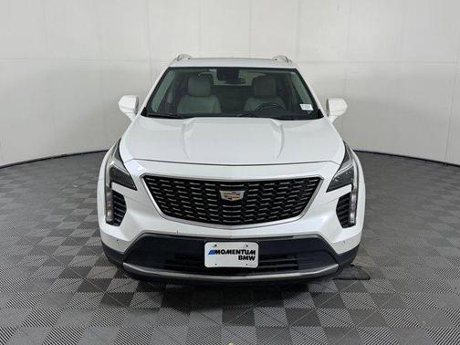 Crystal White Tri-Coat 2019 Cadillac XT4 Premium Luxury