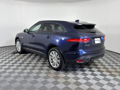 2017 Jaguar F-PACE 35t Premium