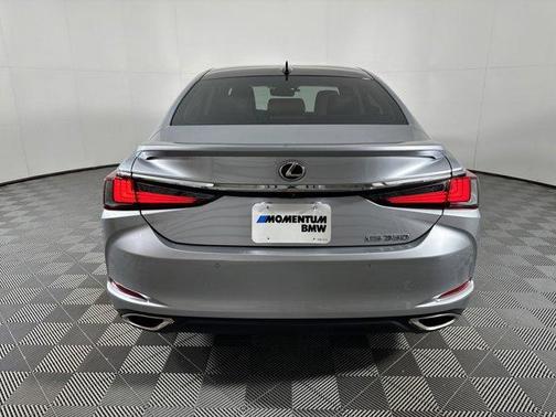 2024 Lexus ES 350 Ultra Luxury