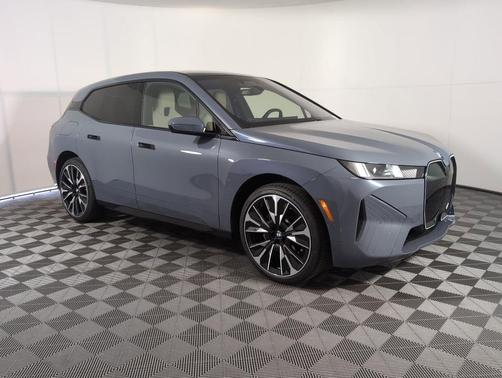 2026 BMW iX xDrive45