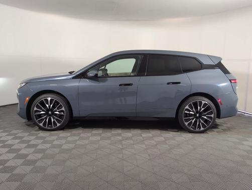 2026 BMW iX xDrive45