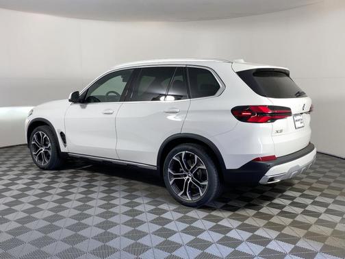 2026 BMW X5 sDrive40i