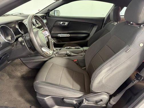 2015 Ford Mustang V6