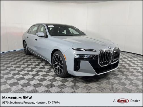 2025 BMW 740 i