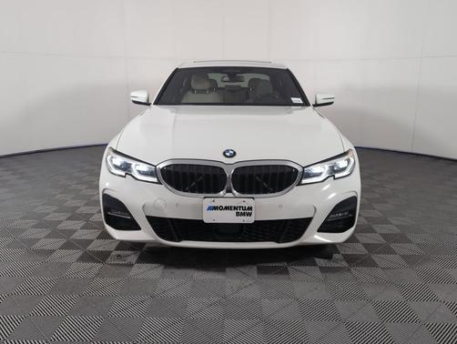 2019 BMW 330 i