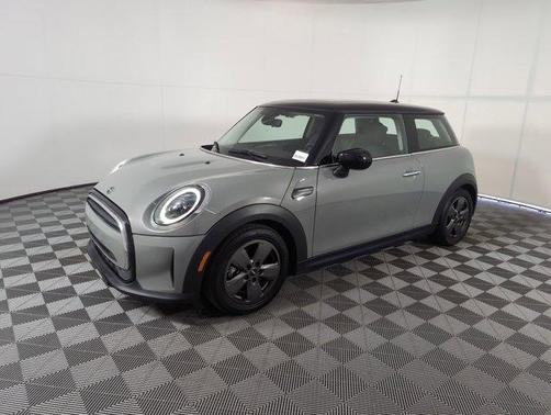 2023 MINI Hardtop Cooper