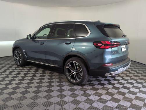 2026 BMW X5 sDrive40i