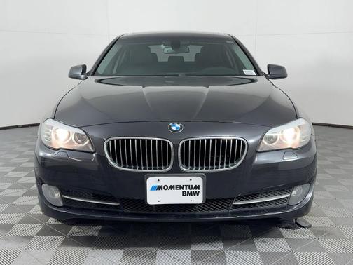 2011 BMW 528 i