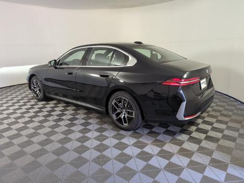 2026 BMW 530 i