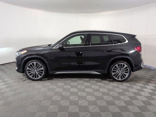 Black Sapphire Metallic 2025 BMW X1 xDrive28i