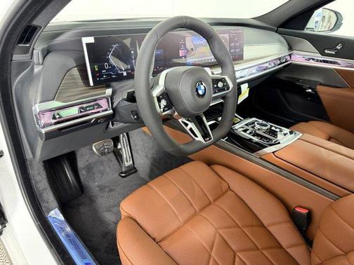 Mineral White Metallic 2026 BMW 760 760i xDrive