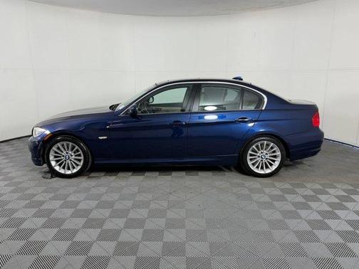 Blue 2011 BMW 335 i