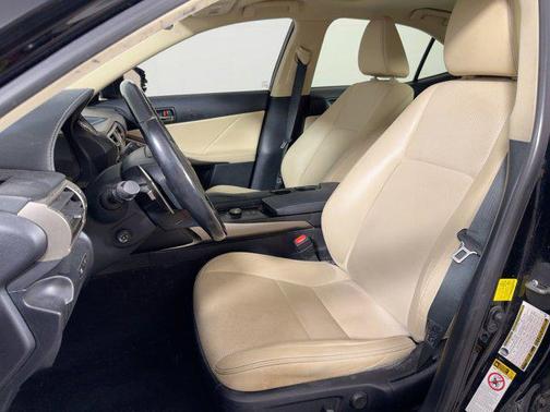 2016 Lexus IS 200t Base