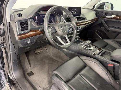 2018 Audi Q5 2.0T Premium Plus