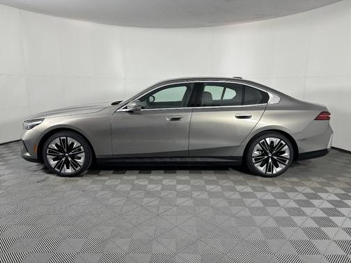 2026 BMW i5 eDrive40