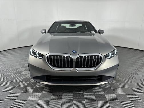 2026 BMW i5 eDrive40