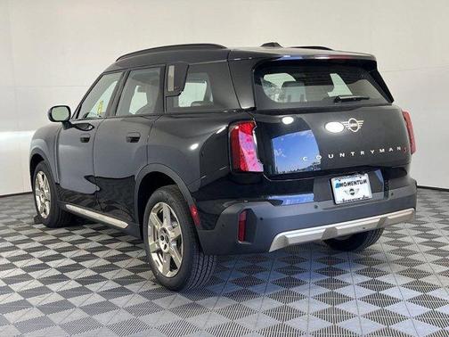 Midnight Black 2025 MINI Countryman S