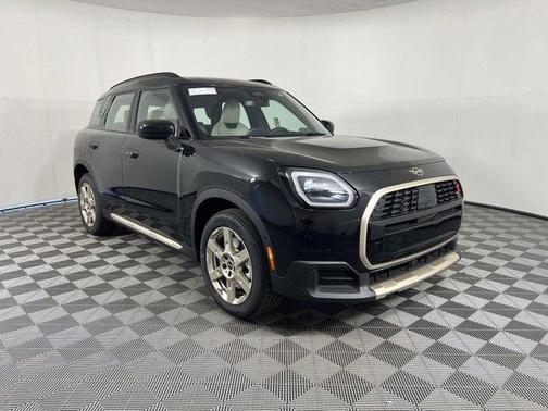 Midnight Black 2025 MINI Countryman S