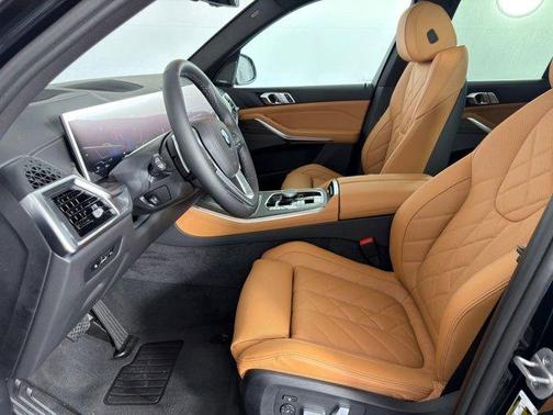Black Sapphire Metallic 2026 BMW X5 sDrive40i