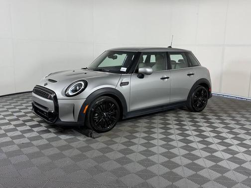 Silver 2024 MINI Hardtop Cooper S