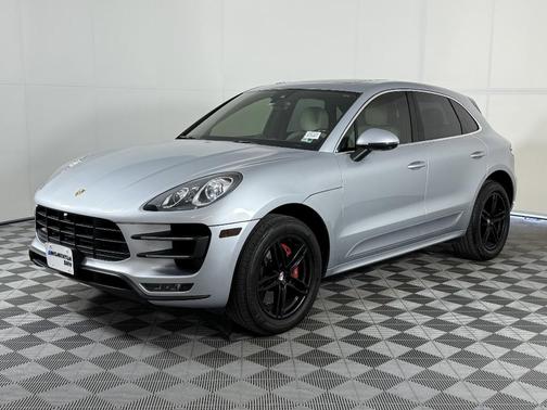 2018 Porsche Macan Turbo