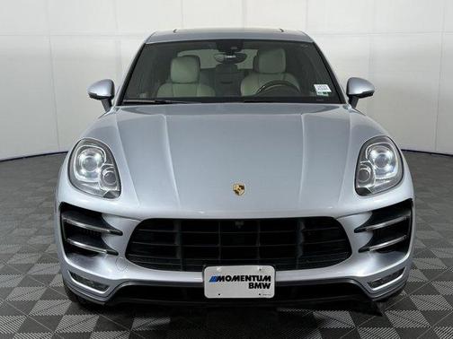 2018 Porsche Macan Turbo