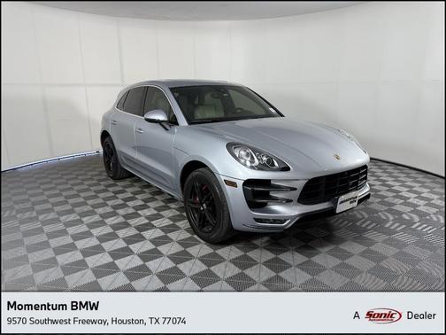 2018 Porsche Macan Turbo
