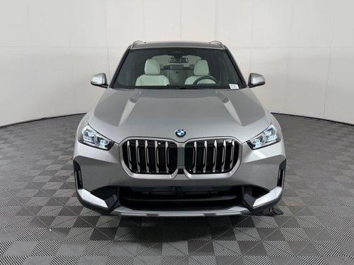 Space Silver 2026 BMW X1 xDrive28i