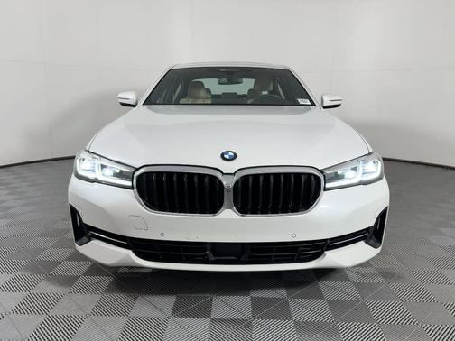2021 BMW 540 i