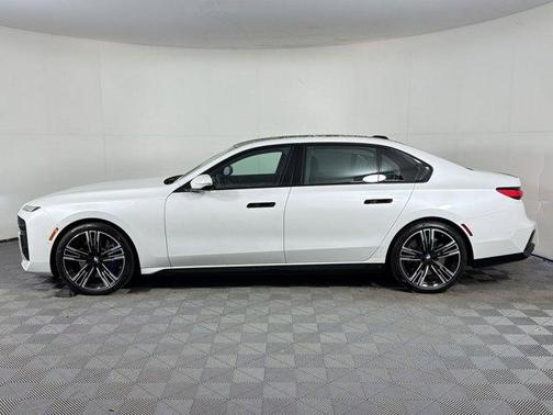 Mineral White Metallic 2023 BMW 760 760i xDrive