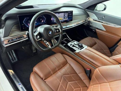 Mineral White Metallic 2023 BMW 760 760i xDrive