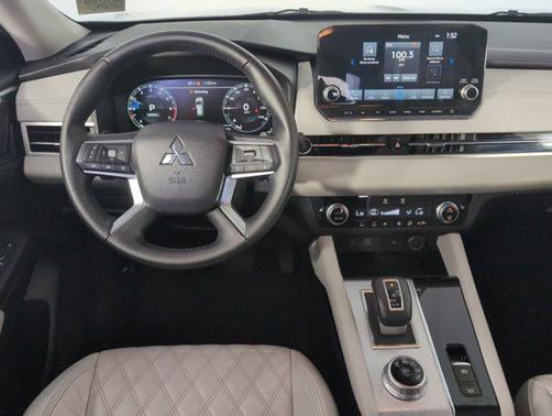 2022 Mitsubishi Outlander SEL