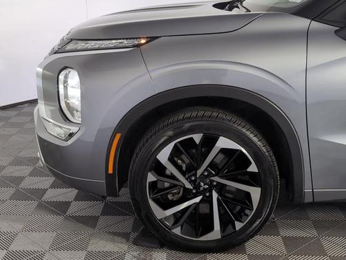 2022 Mitsubishi Outlander SEL