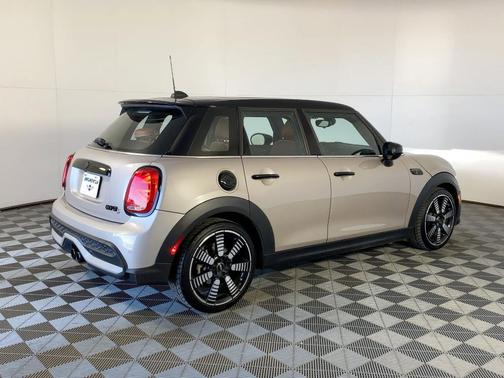 2023 MINI Hardtop Cooper S